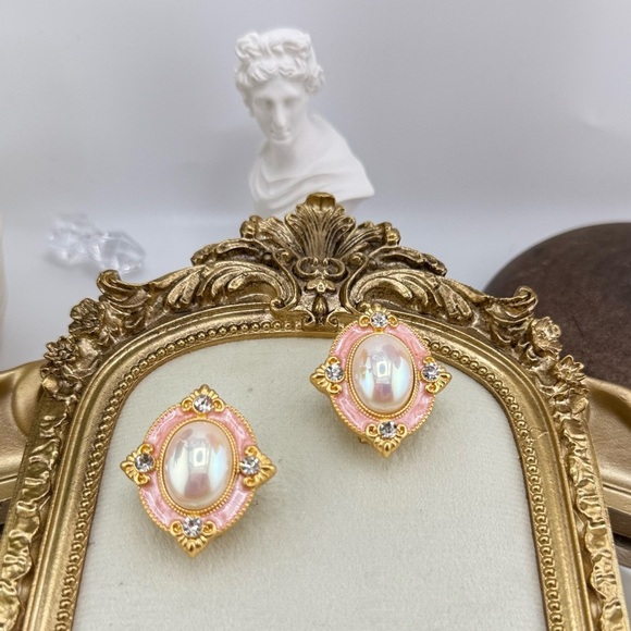 Anthropologie Jewelry - Vintage-Inspired Pink & Pearl Statement Earrings